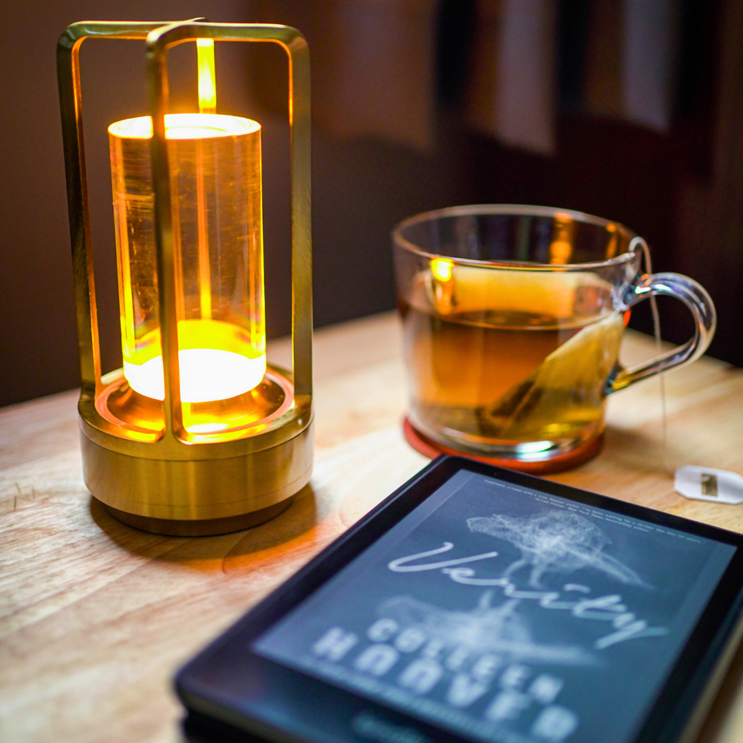 Clairra | Crystal Lantern Glow