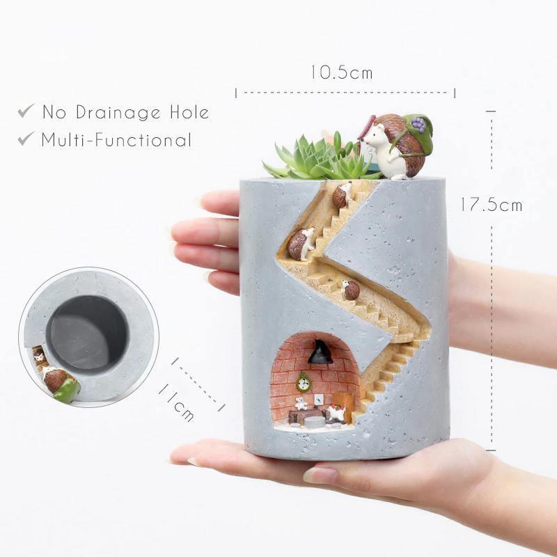Critter Haven Indoor Planter Pot
