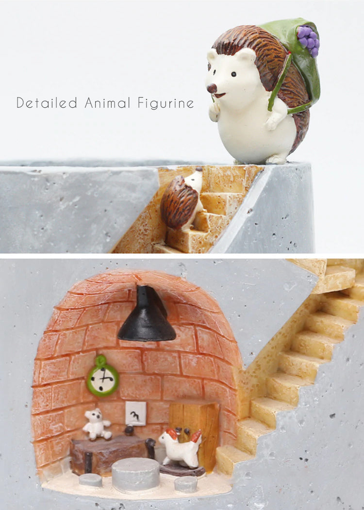 Critter Haven Indoor Planter Pot
