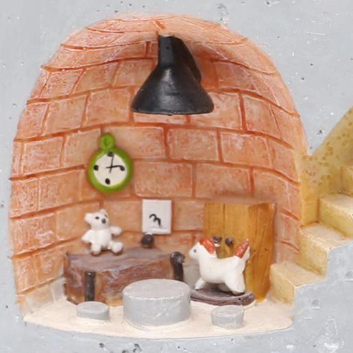 Critter Haven Indoor Planter Pot