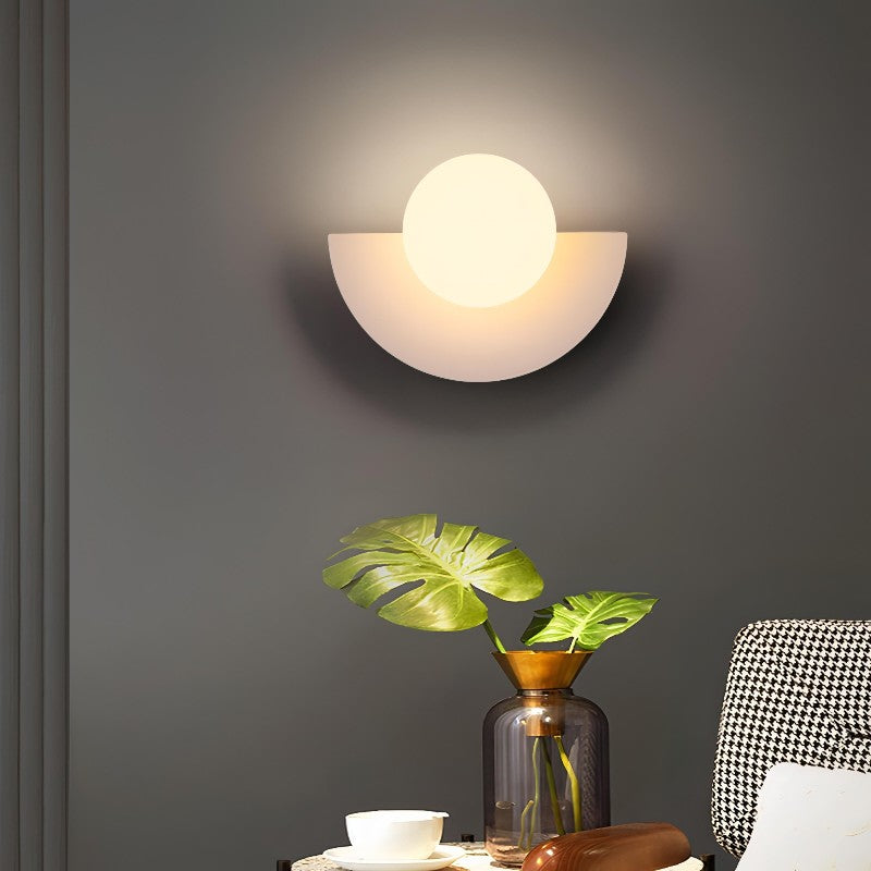 Everestia | Nordic Half-moon Wall Light