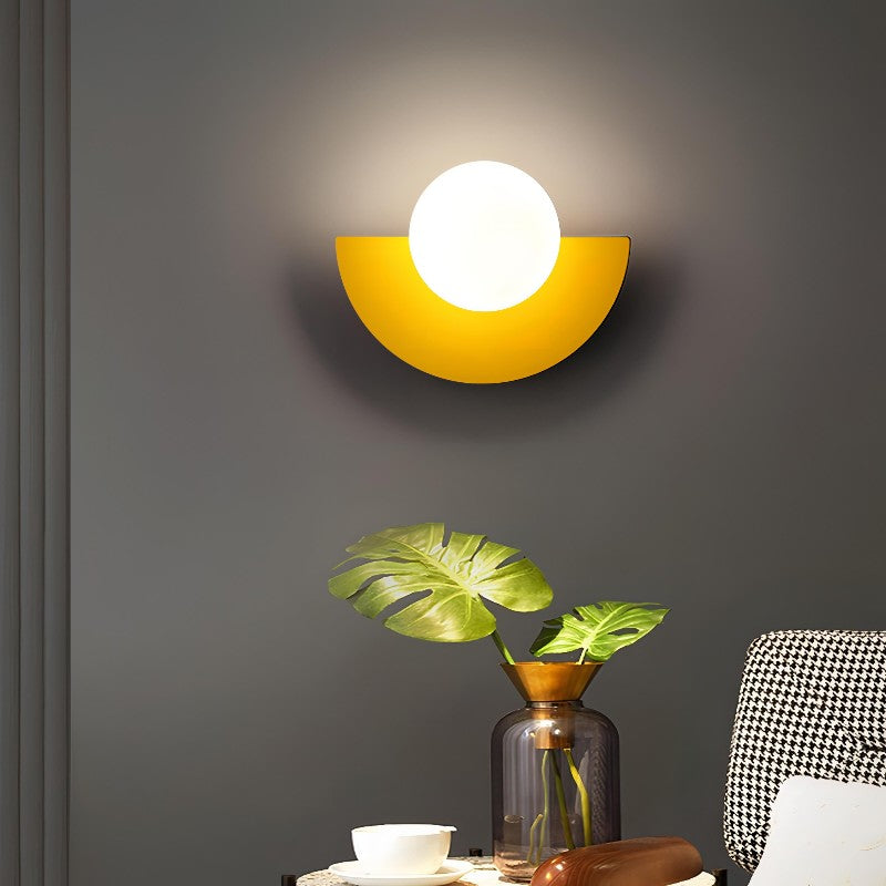Everestia | Nordic Half-moon Wall Light