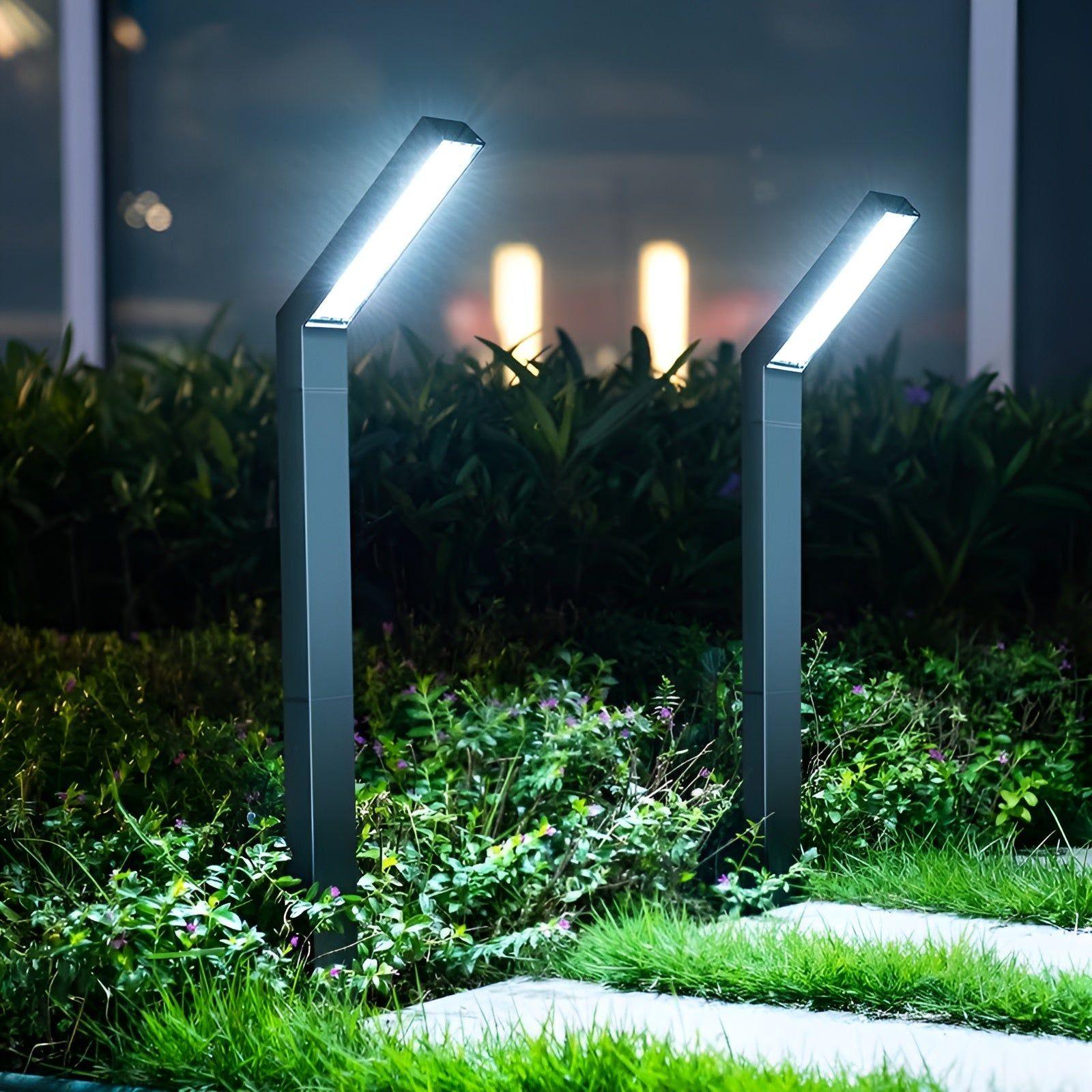 LumaGarden | Solar Pathway Light – Eco-Friendly Garden Illumination