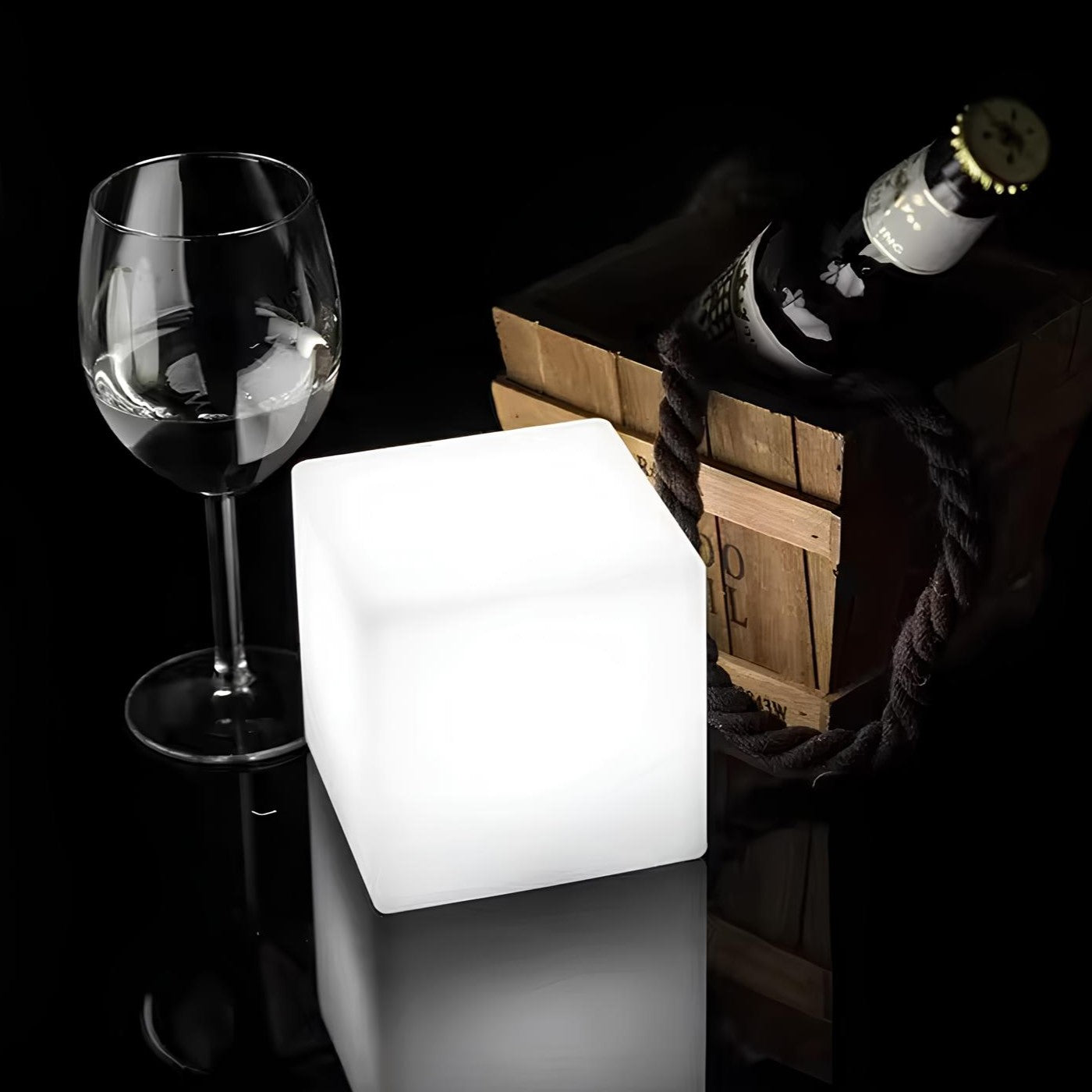 Luminex Cube Light | Modern Cubic Garden Lamp