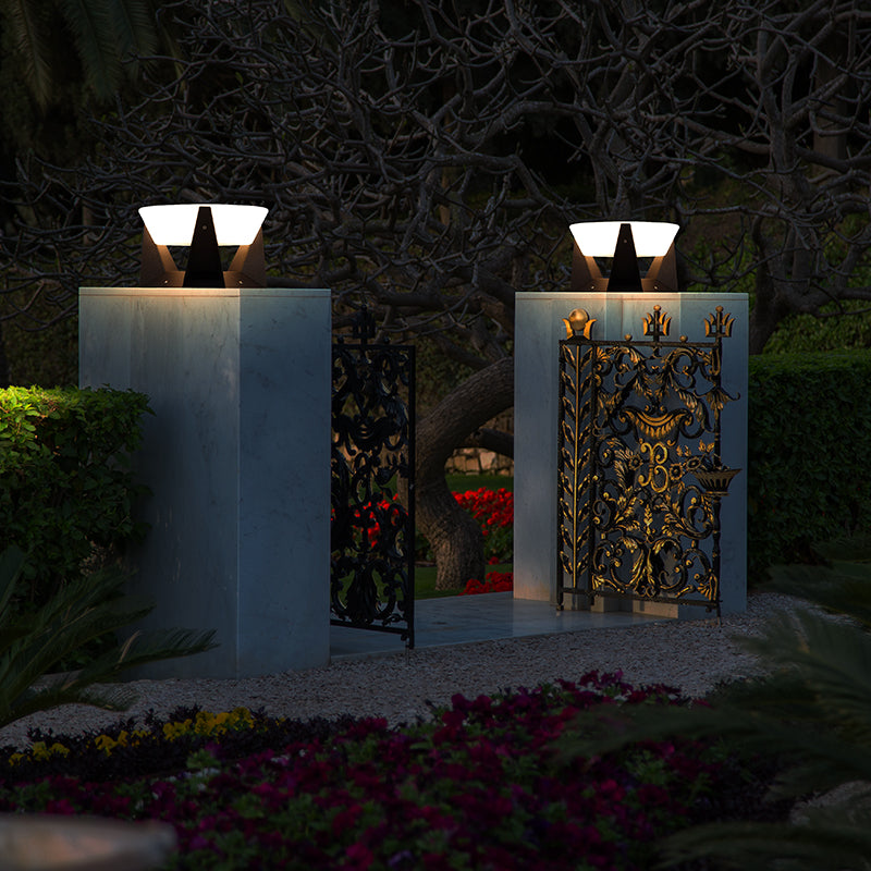 Luminthra | Designer Solar Garden Lamp