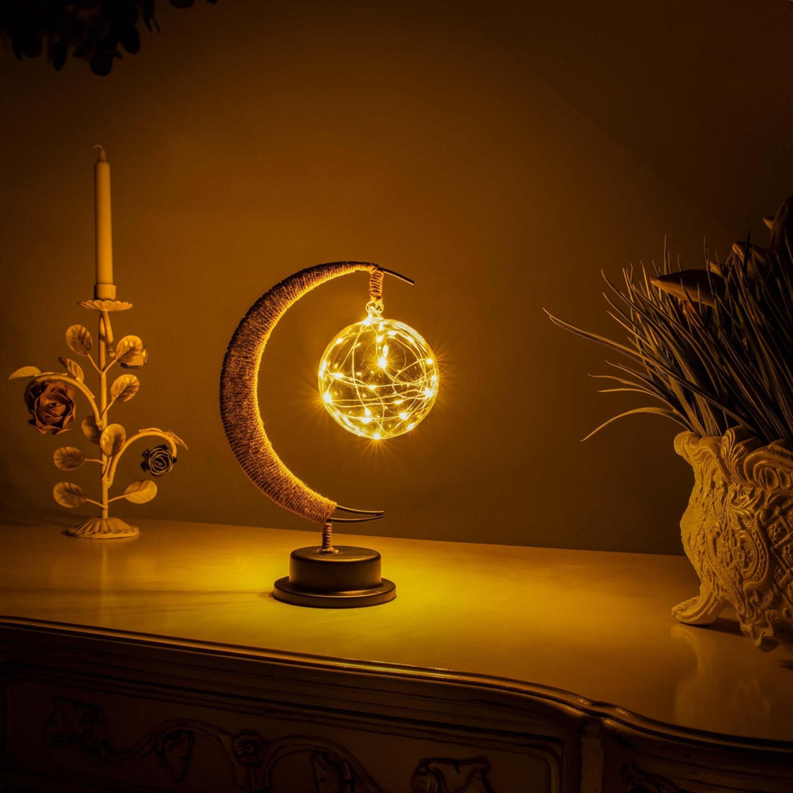 Lunara | Enchanting Moon-shaped Ambient Lamp