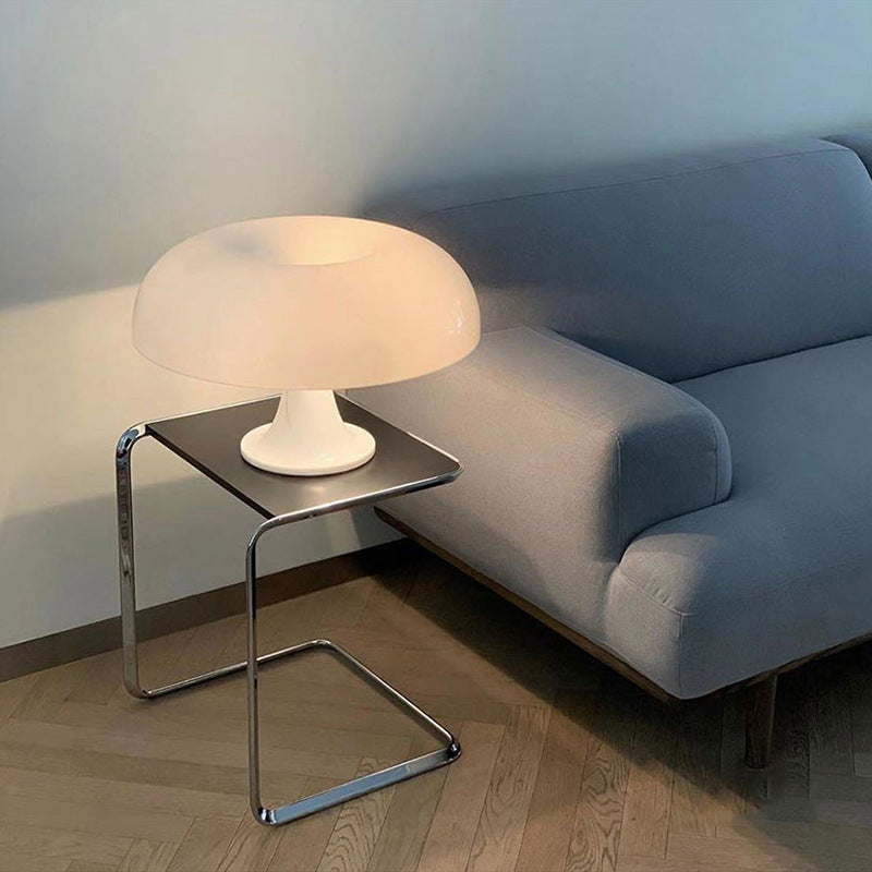 Mycoglow | Minimalist Mushroom-style Table Lamp