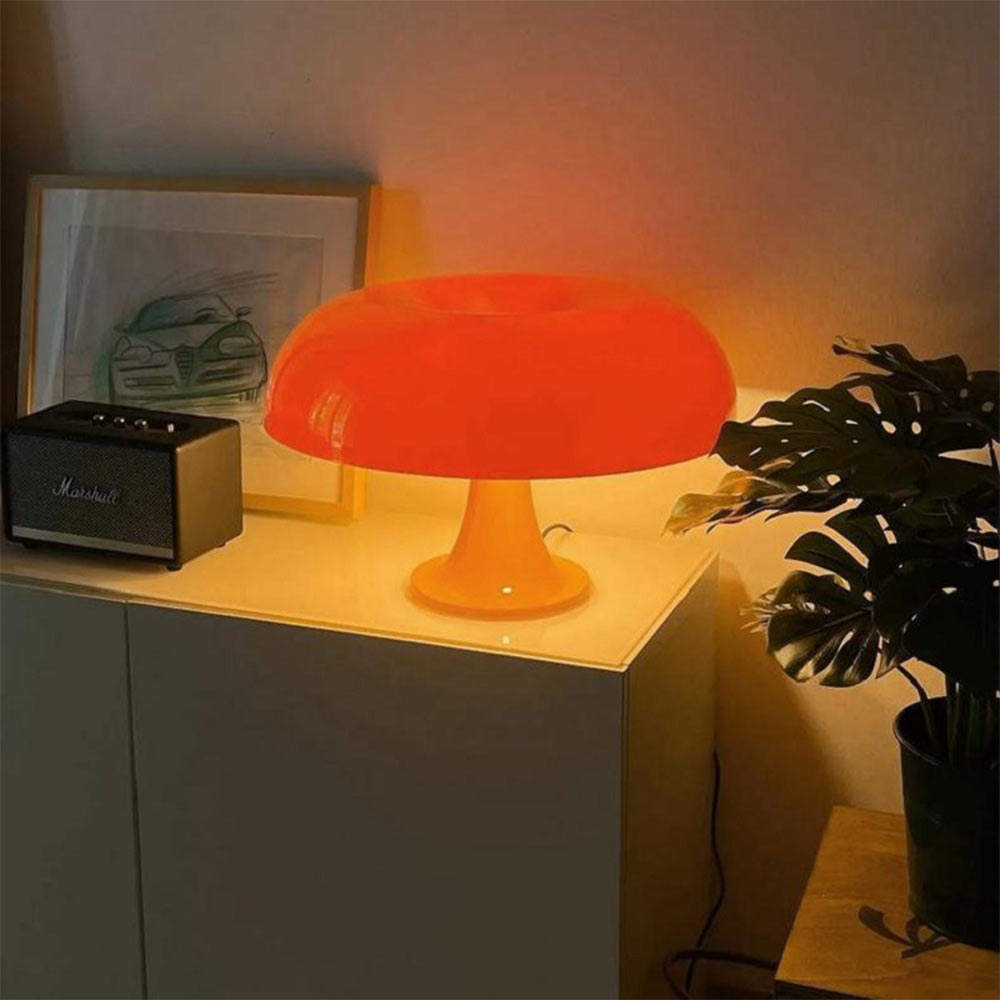 Mycoglow | Minimalist Mushroom-style Table Lamp