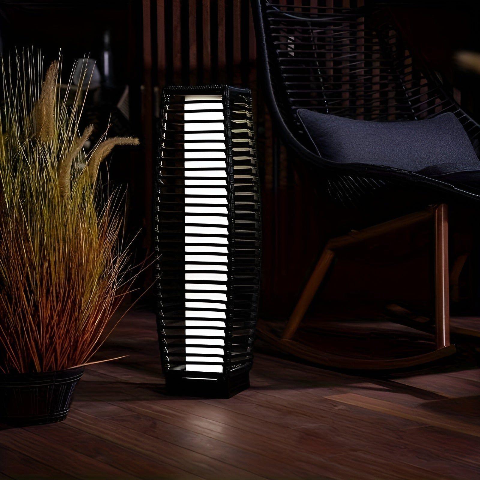 SolarGlow Outdoor Lamp | Elegant and Eco-Friendly Garden Lighting