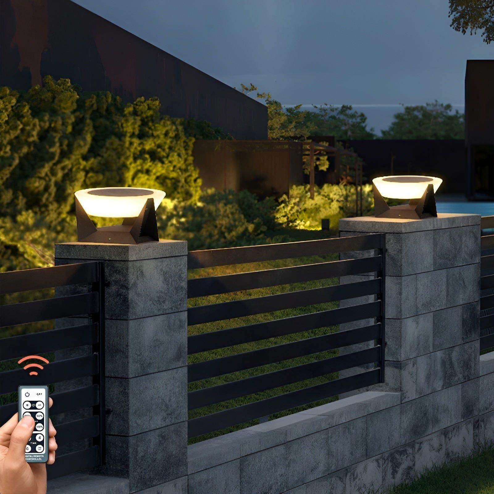 Solvion | Solar LED Garden Light – Elegant & Energy-Efficient Outdoor Illumination