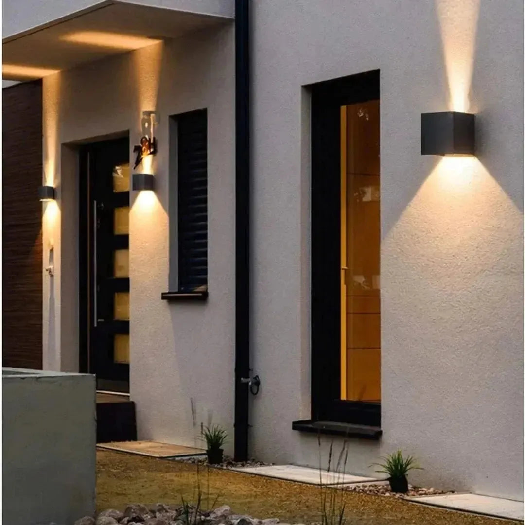 Vionza | Radiant DualGlow Wall Light – Wireless Lighting with Sophisticated Ambience