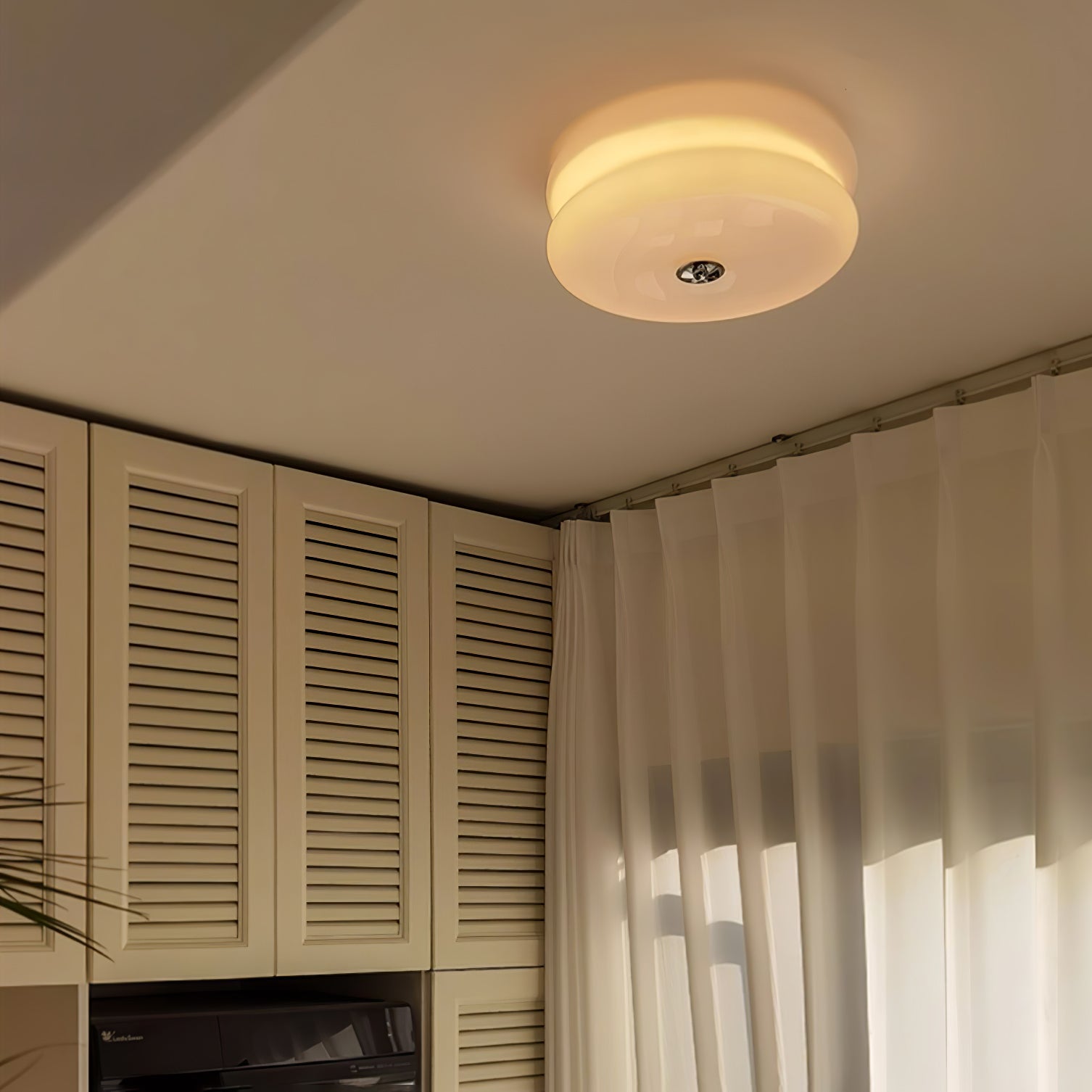 Époque Art Deco Ceiling Light | Vintage Style Fixture